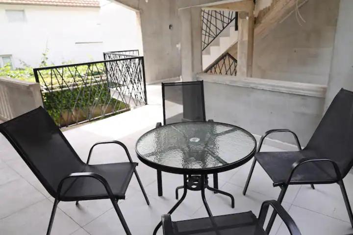 טיווט Apartments R&M מראה חיצוני תמונה